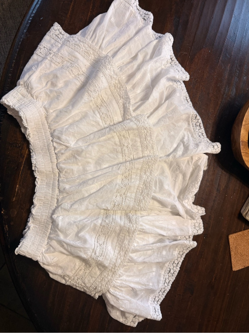 American Eagle (L) White Skort - Picture 7 of 8